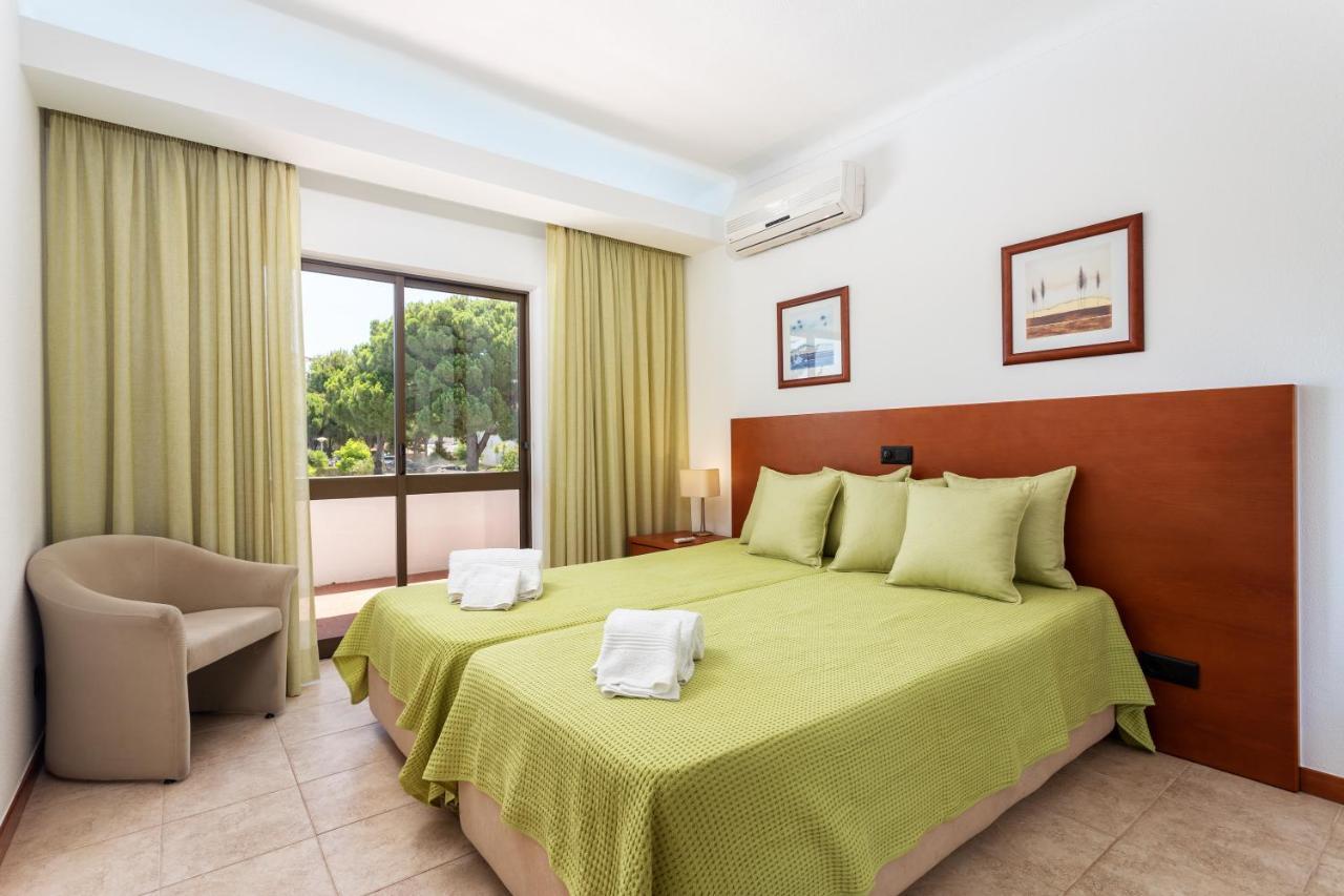 Host Wise - Bright Cozy Flats W Terrace & Pool Appartement Quarteira Buitenkant foto