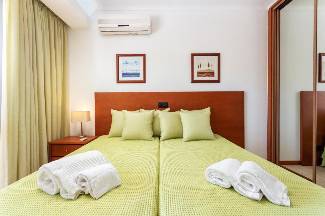 Host Wise - Bright Cozy Flats W Terrace & Pool Appartement Quarteira Buitenkant foto