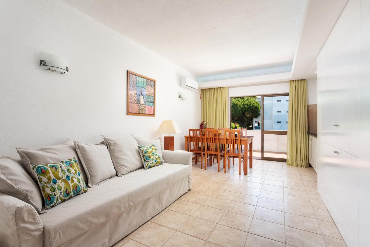 Host Wise - Bright Cozy Flats W Terrace & Pool Appartement Quarteira Buitenkant foto