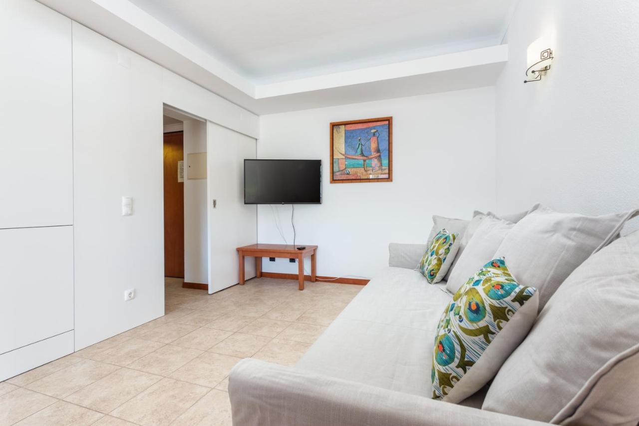 Host Wise - Bright Cozy Flats W Terrace & Pool Appartement Quarteira Buitenkant foto