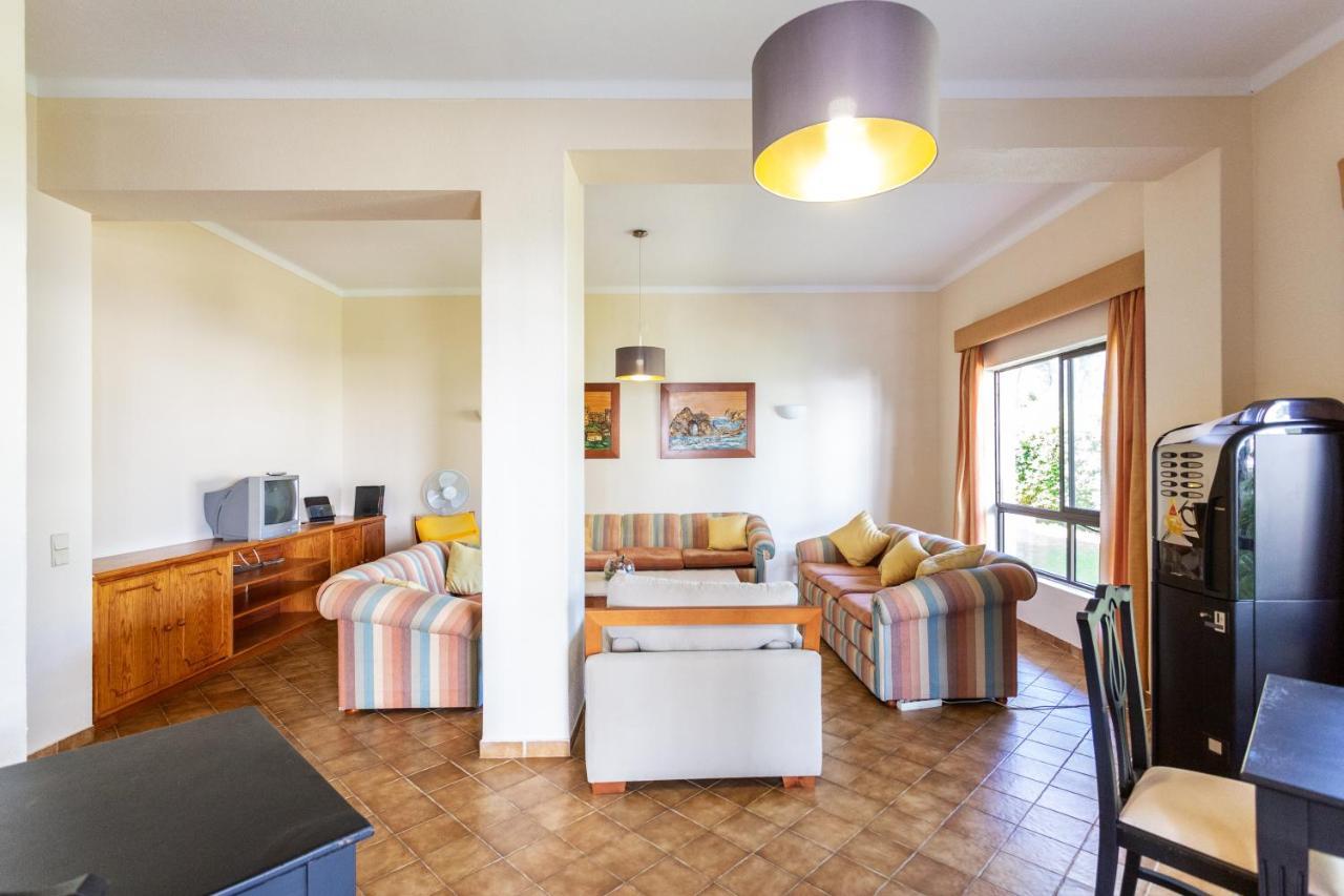 Host Wise - Bright Cozy Flats W Terrace & Pool Appartement Quarteira Buitenkant foto